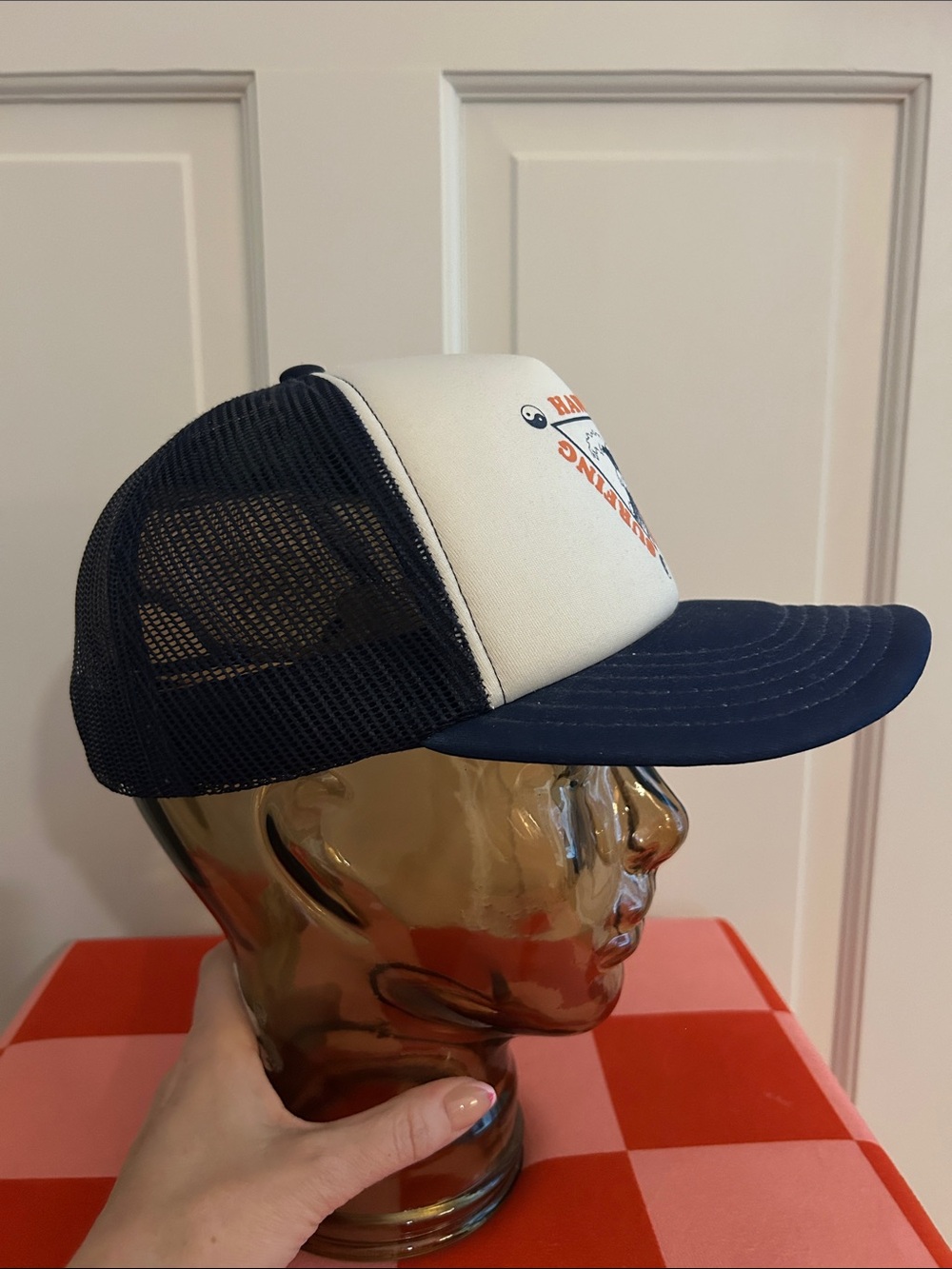 Aeropostale White & Navy Hawaii Surfing Trucker Hat - Picture 3 of 5